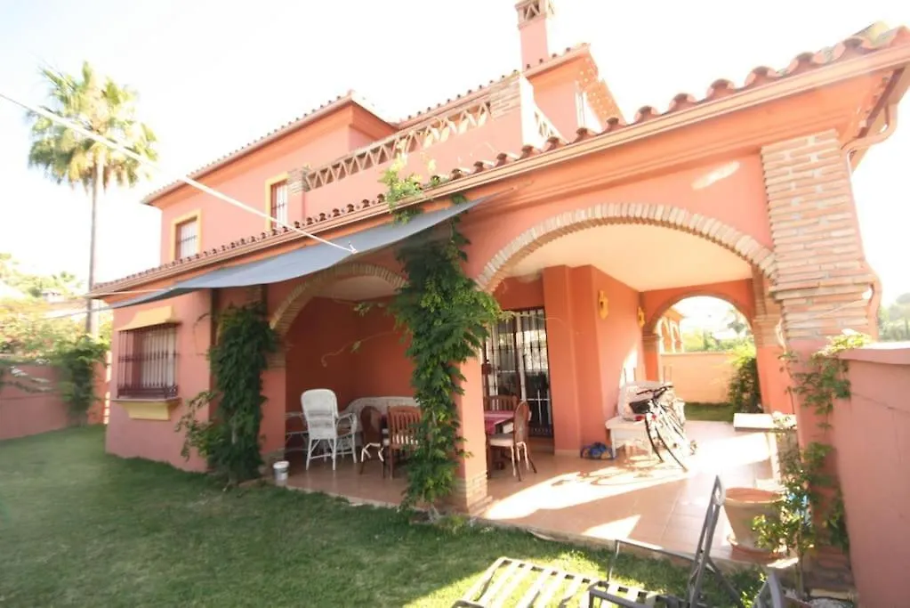בית נופש מארבלה Villa Privada En La Playa 8 Personas ספרד