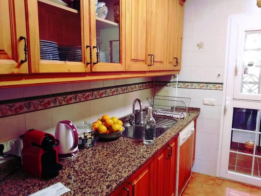 מארבלה Villa Privada En La Playa 8 Personas בית נופש